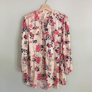 NWT Matilda Jane• Floral Blouse, L